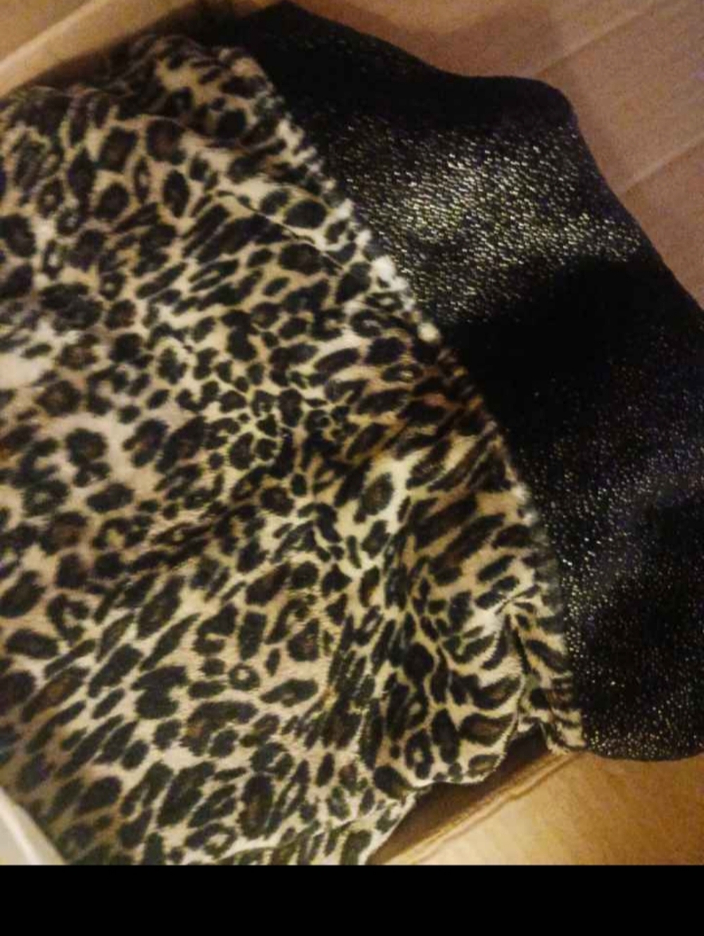 Leopard Velvet Sheets   with Black Shimmer Top Edge